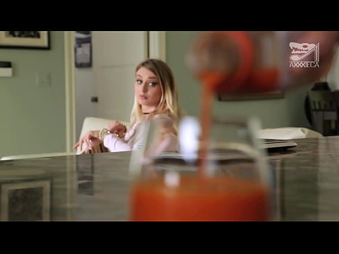 ❤️ Vruća djevojka s velikim sisama i čvrstom macom dobija kurac od gubitnika, ali vrlo teško ☑ Porno kod nas